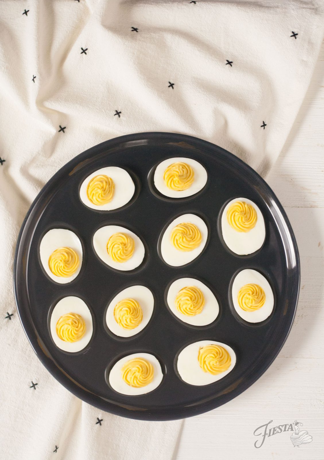 fiesta-dinnerware-hostess-gifts-Egg_tray_3
