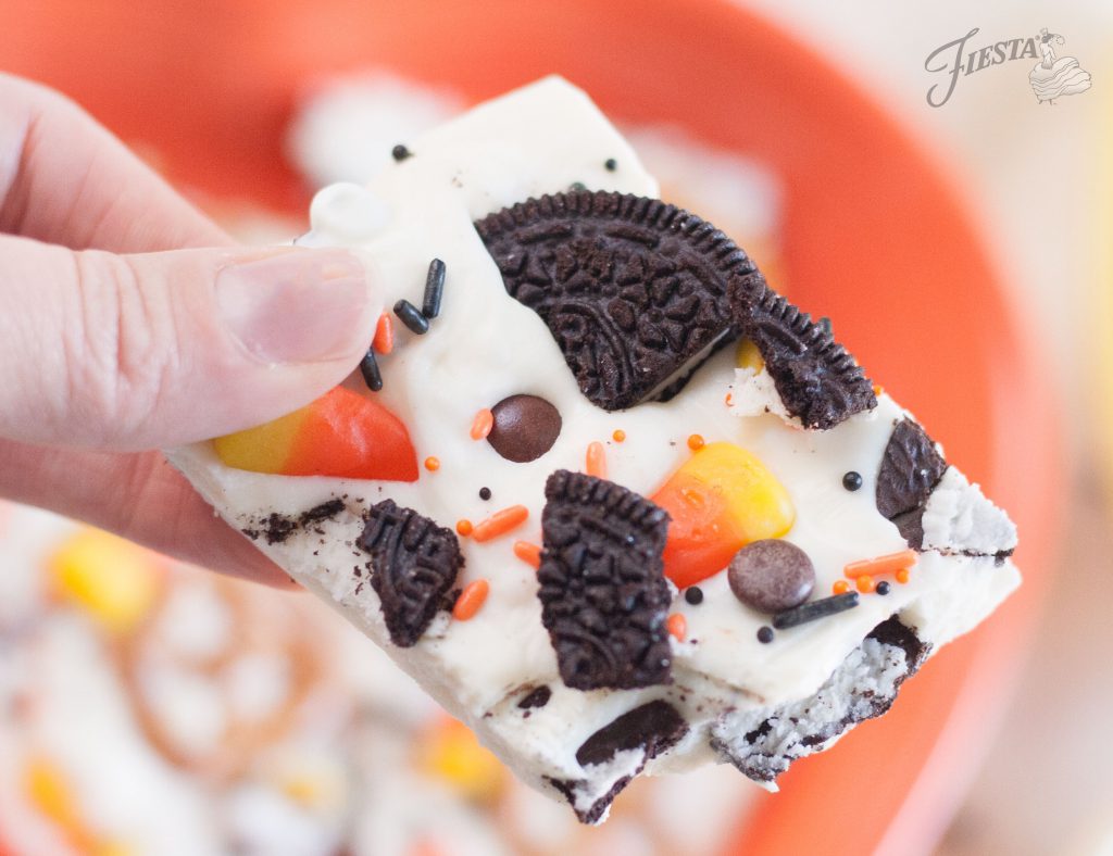 Halloween Candy Bark – Fiesta Blog